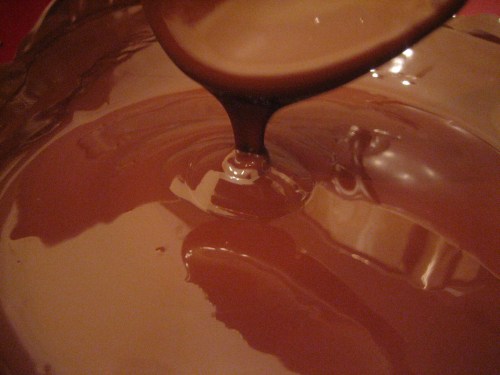 tempering chocolate: the seeding method;