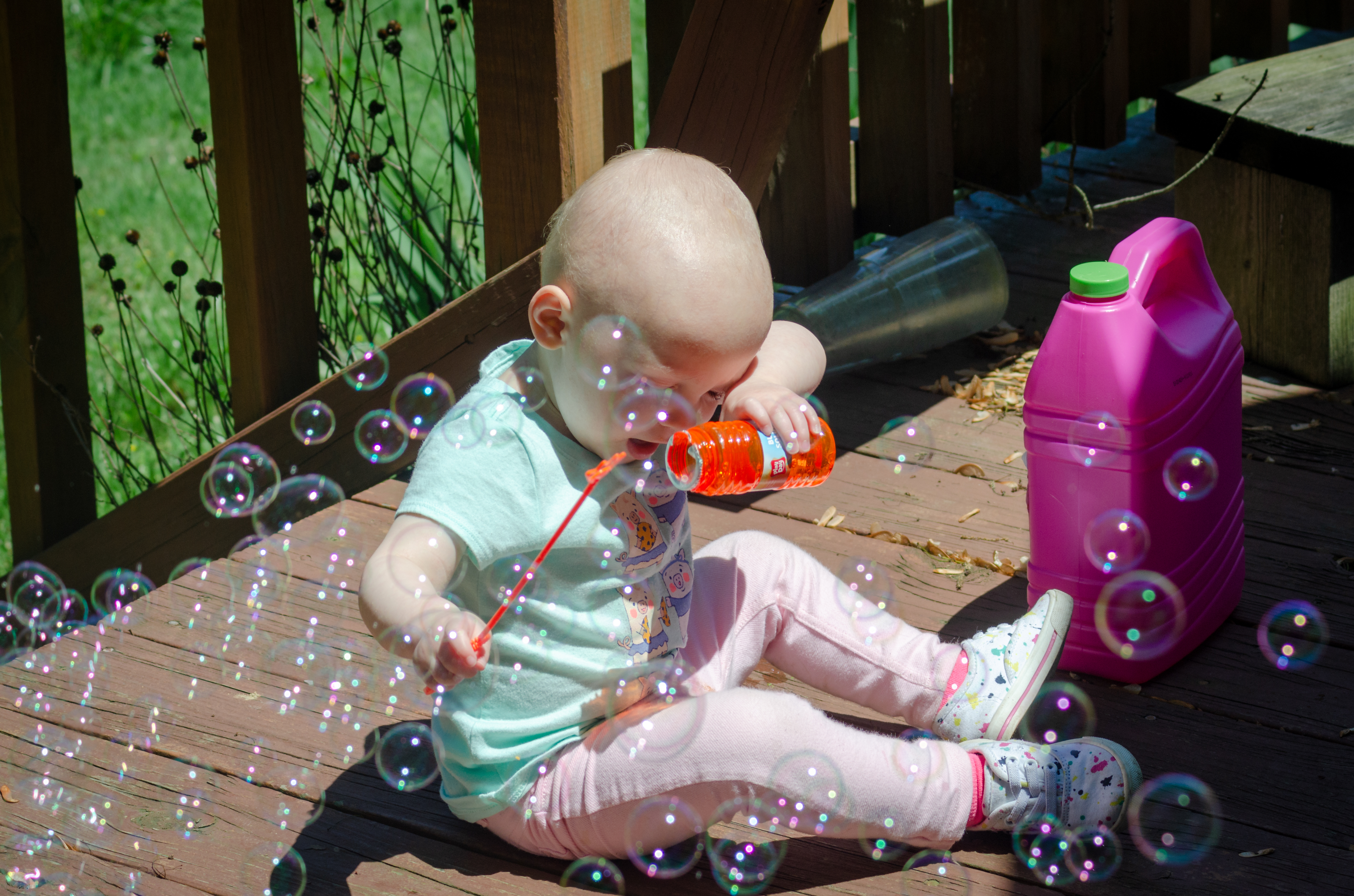 mildred makes bubbles